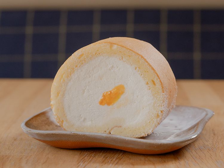 淡路レモンのロールケーキ