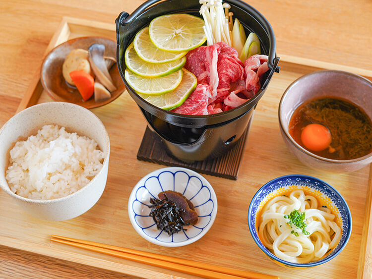 冬季限定《塩レモンすき焼き》